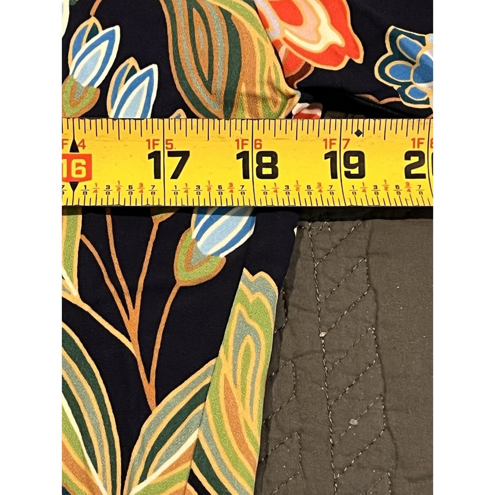 Etro Milano Women's V Neck Blouse Floral Design Size 40 Made In Italy - Picture 6 of 9